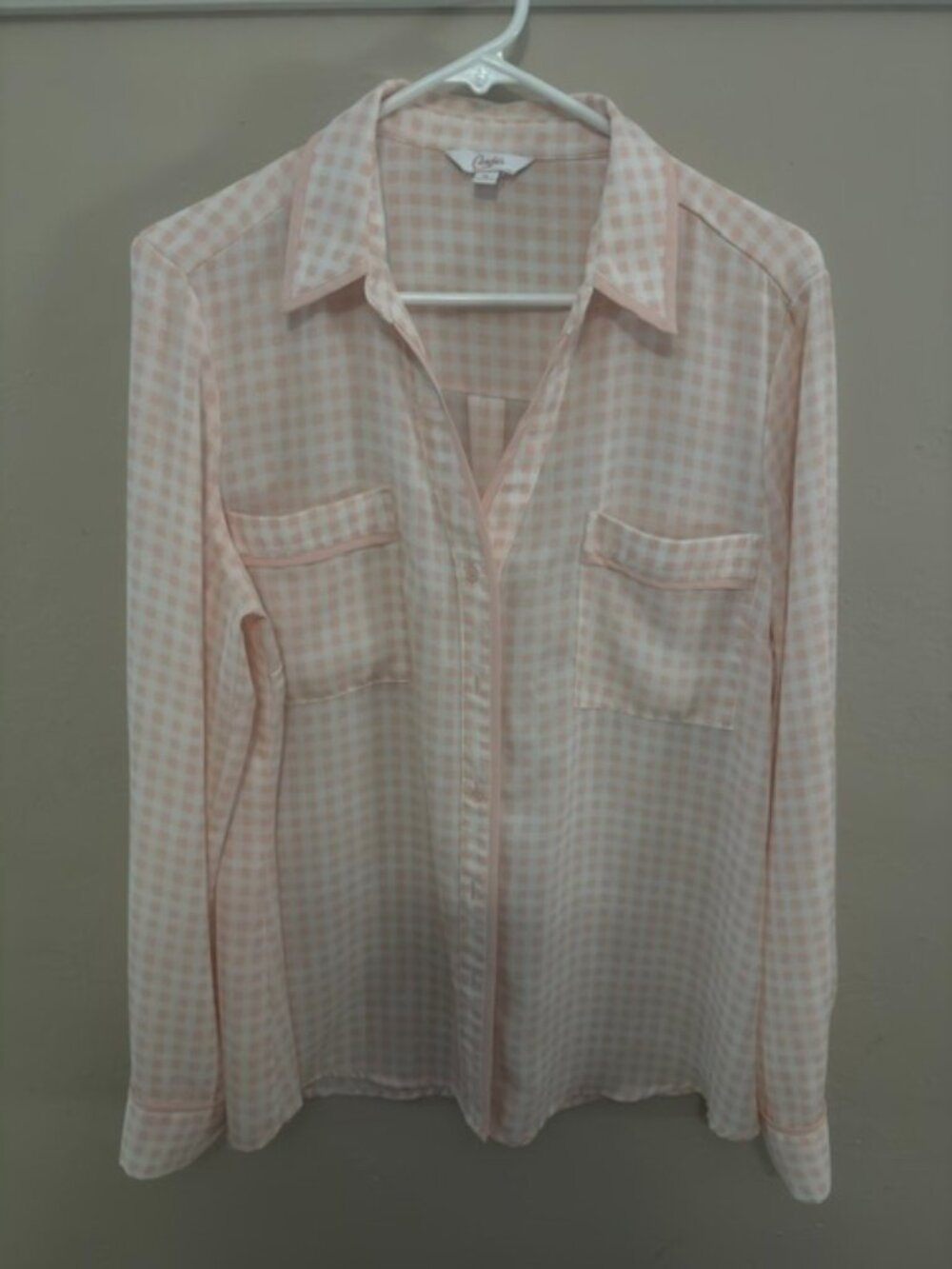 Women's "Candie's" lightweight blouse in pale pink